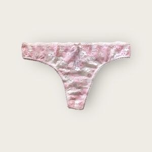 Victoria’s Secret Thong Panty Medium New